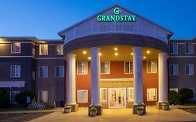 GrandStay Hotel & Suites